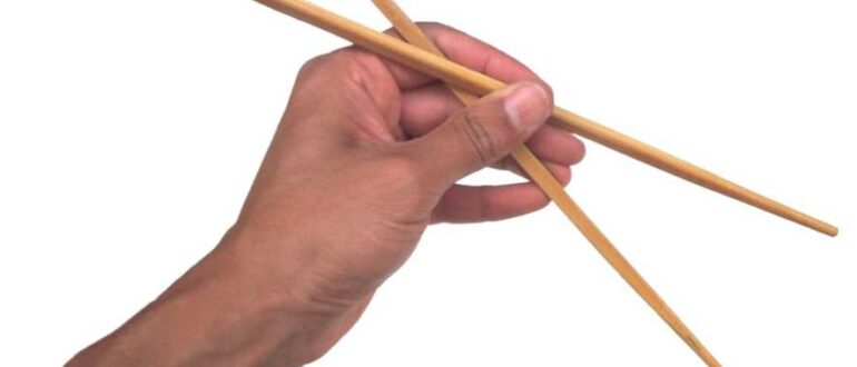 Как правильно пользоваться китайскими палочками?