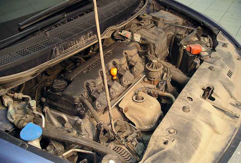 Как правильно осуществить промывку двигателя в машине?